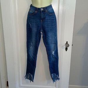 MuseLooks Ergo blue denim distressed skinny jeans‎